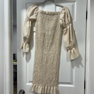 Off shoulder bodycon dress